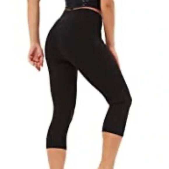 COPPER FIT Essential Energy Capri Leggings Black Compression Leggings Capris L - Picture 3 of 11